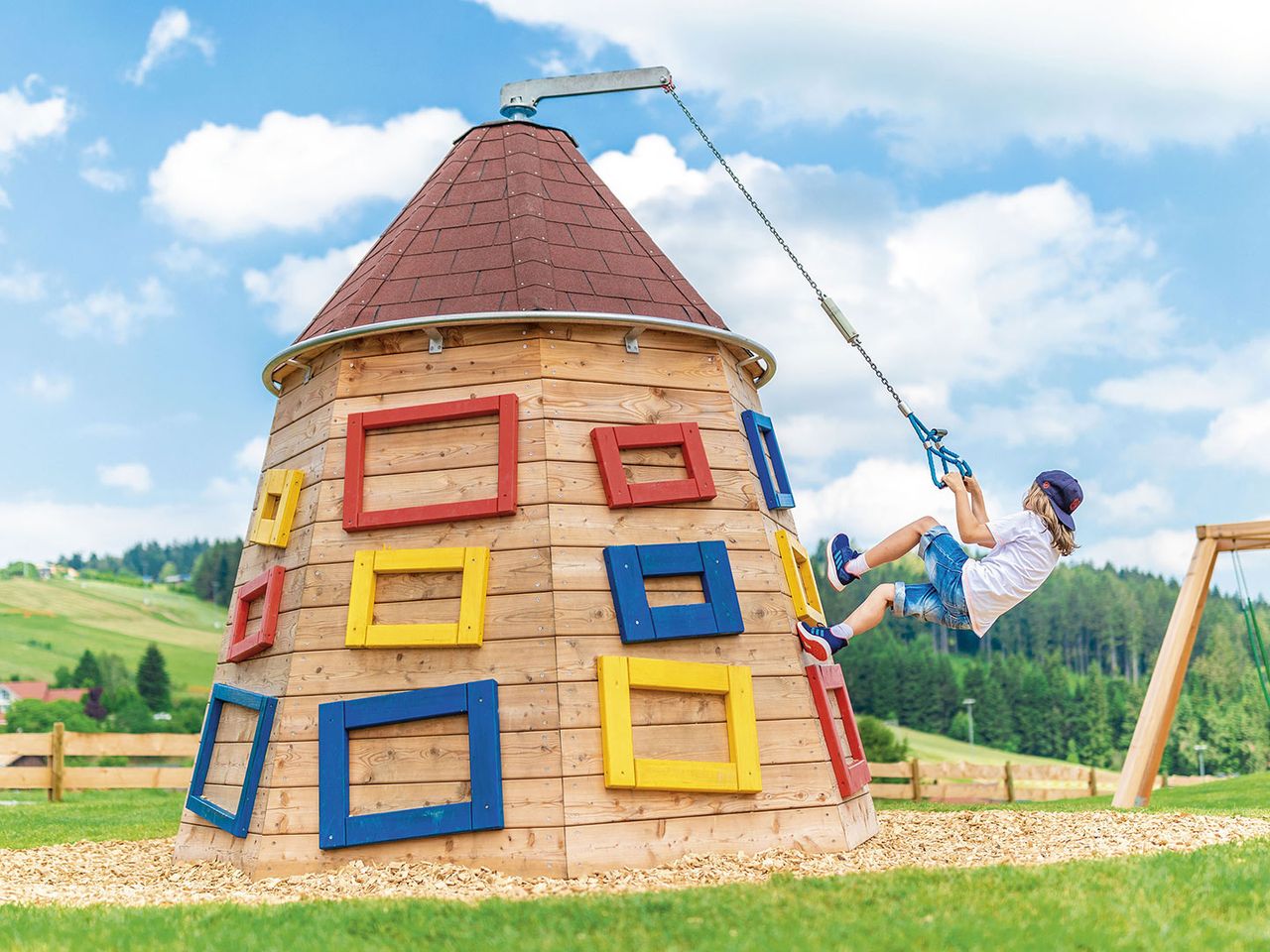 Kletterturm für Kinder im Freizeitpark D'Rodelbahn St. Englmar
