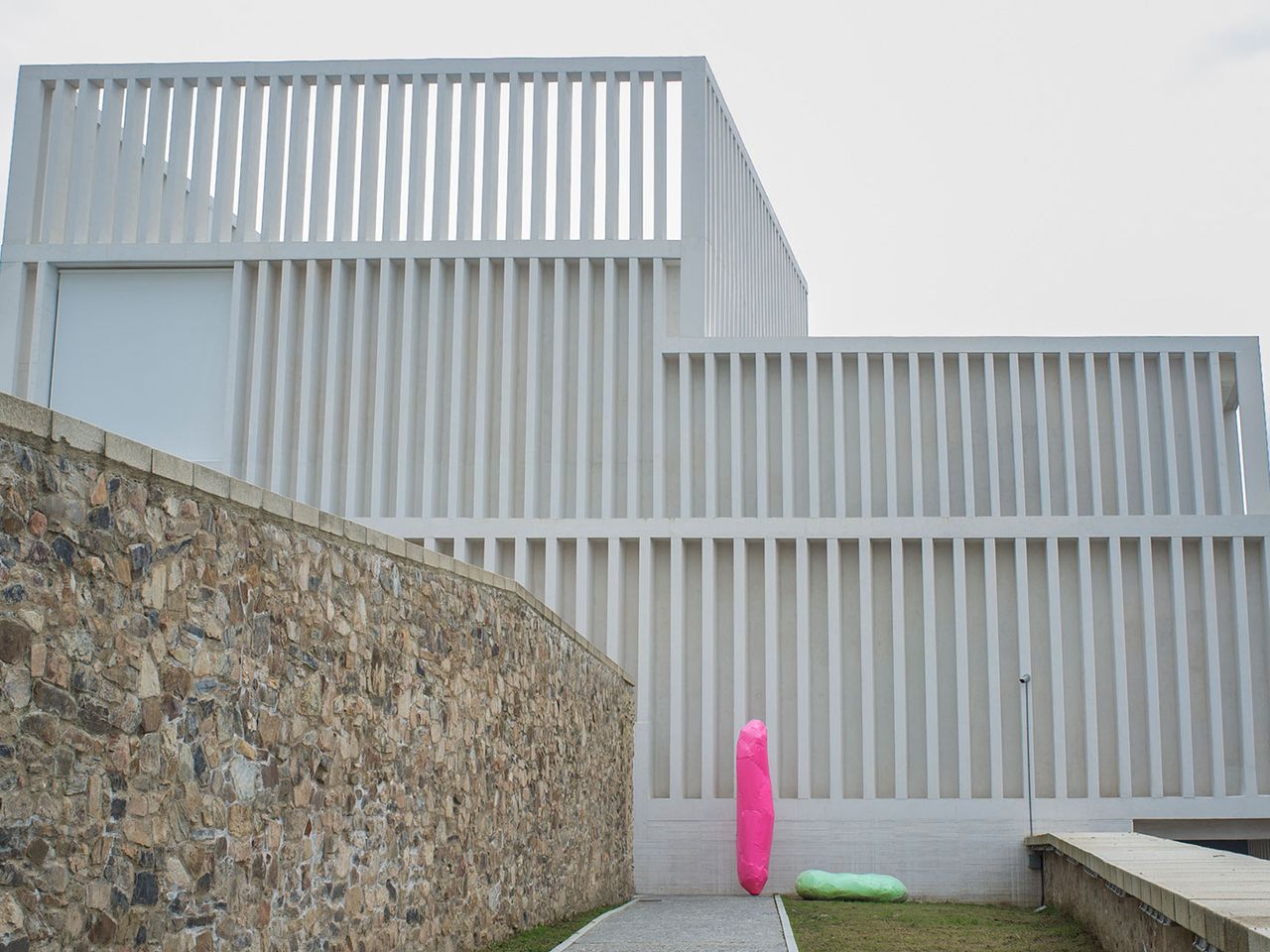 der moderne Anbau des Museo de Arte Contemporáneo Helga de Alvear