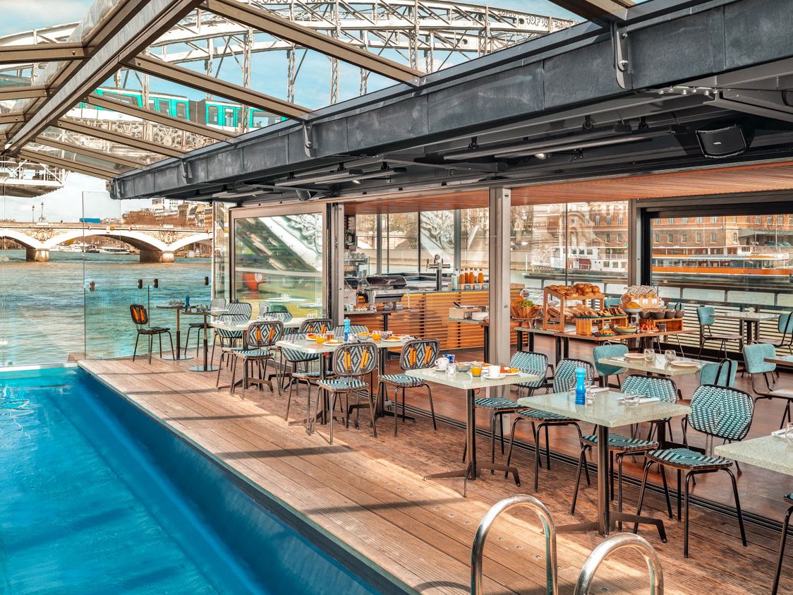 Pool vom Hotel Off Paris Seine