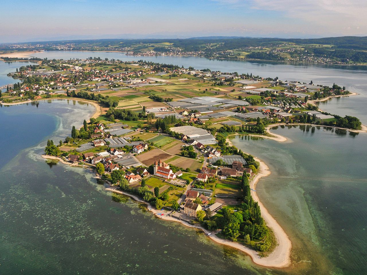 Luftbild auf die Insel Reichenau, Bodensee