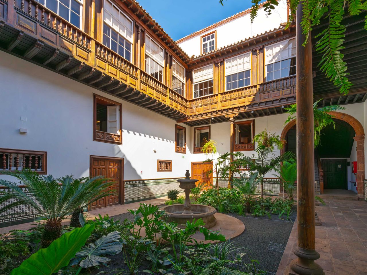 Innenhof des Casa Monta&ntilde;&eacute;s in San Cristobal de la Laguna