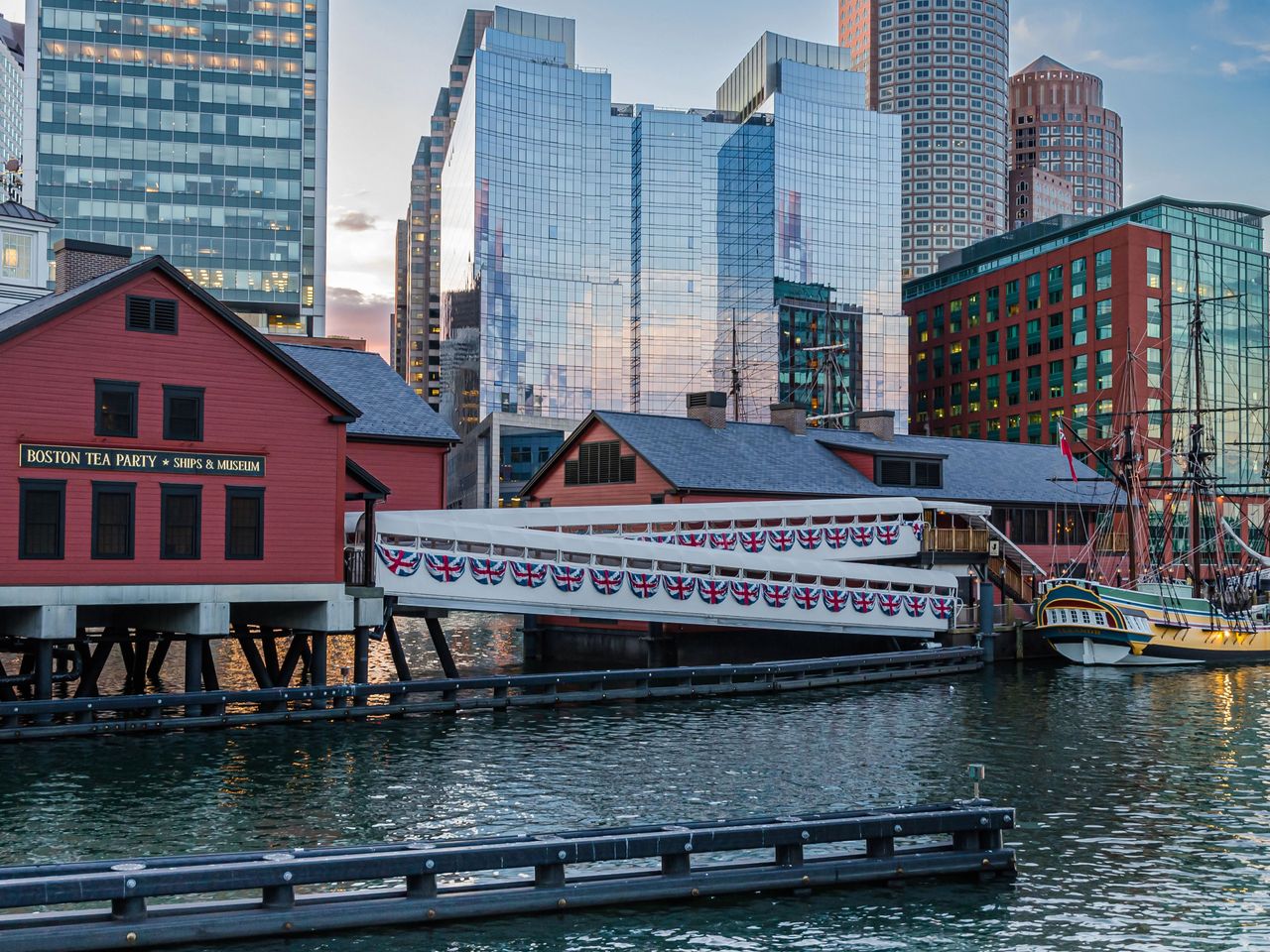 Boston Tea Party Ship and Museum, Au&szlig;enansicht