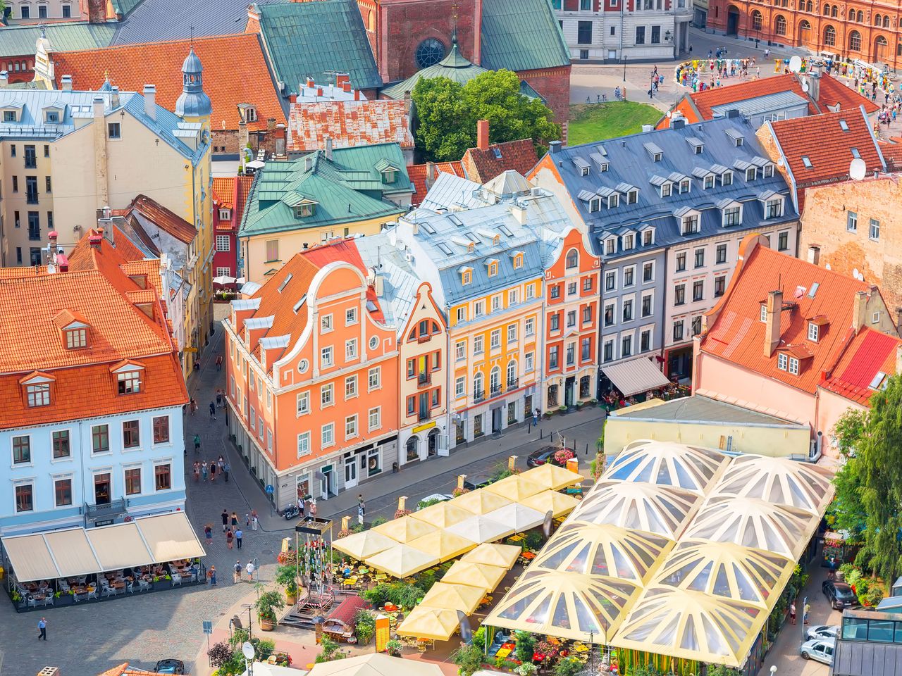 Blick von oben auf die Altstadt von Riga