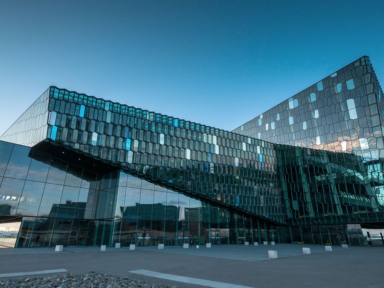Das Konzerthaus Harpa in Reykjavík