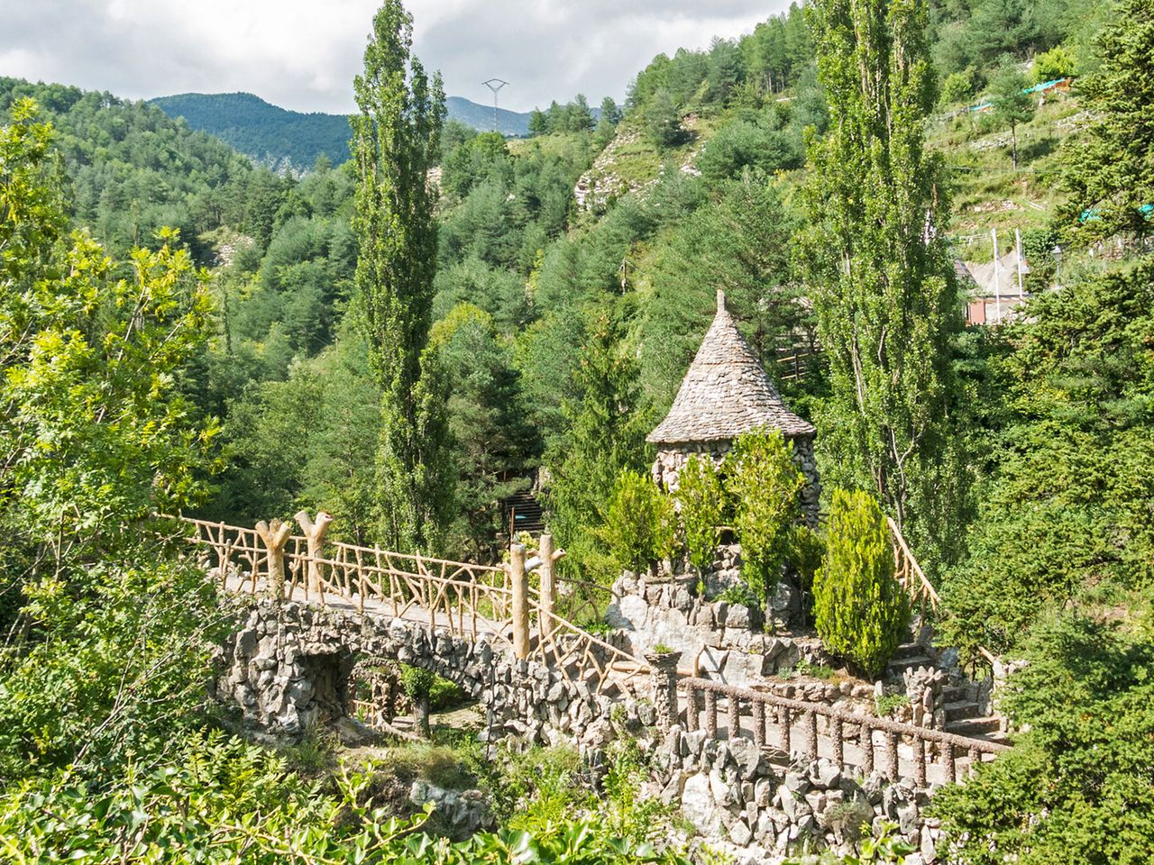 Gärten Artigas in La Pobla de Lillet, Katalonien