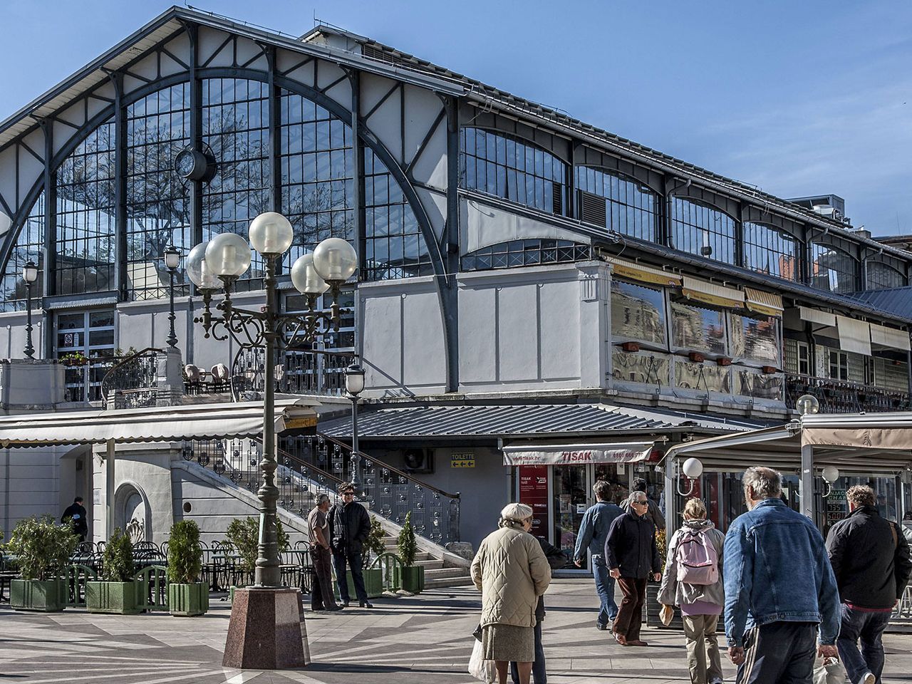 Markthalle in Pula
