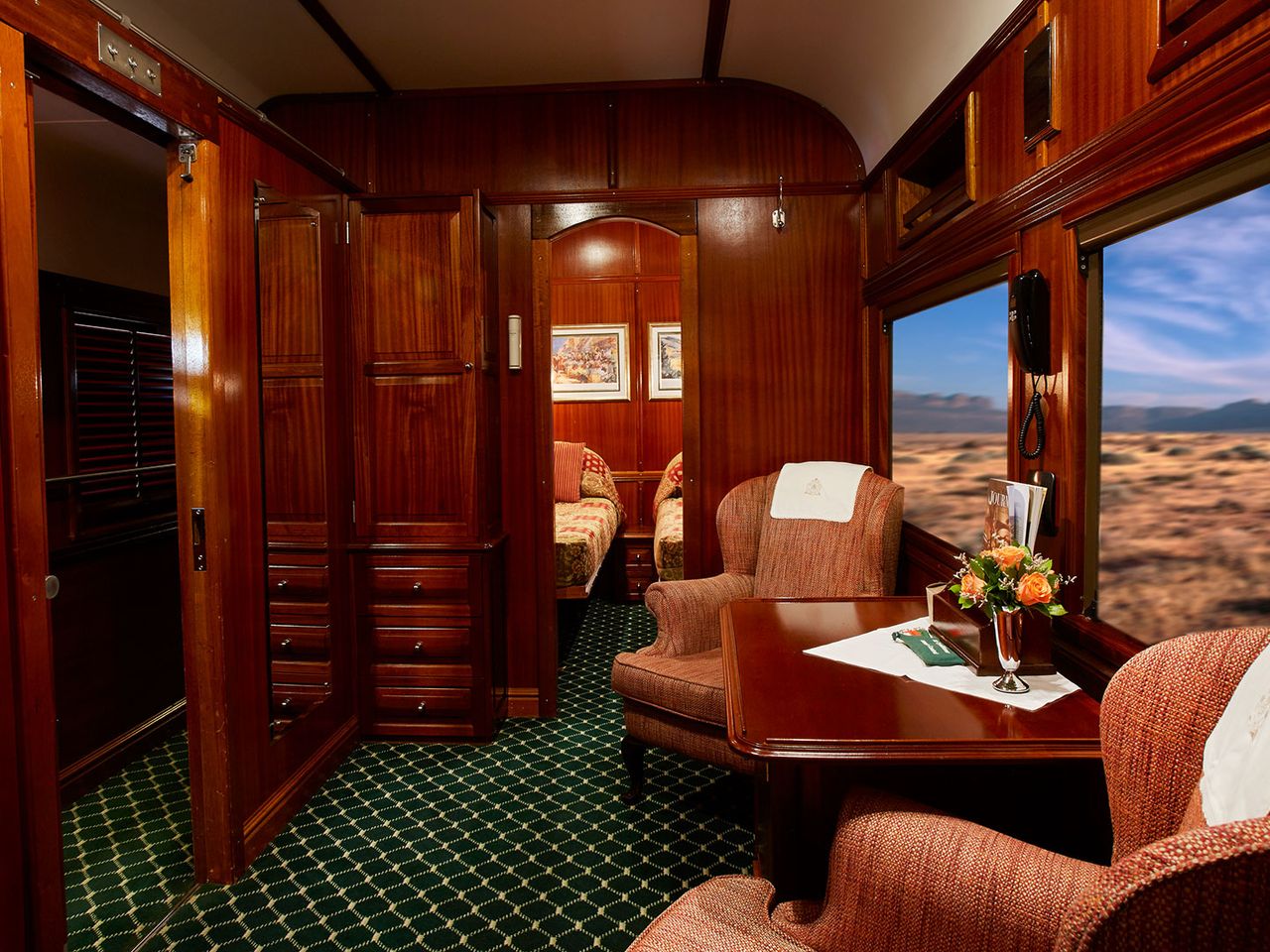 Royal Suite, Twin Split, Pride of Africa