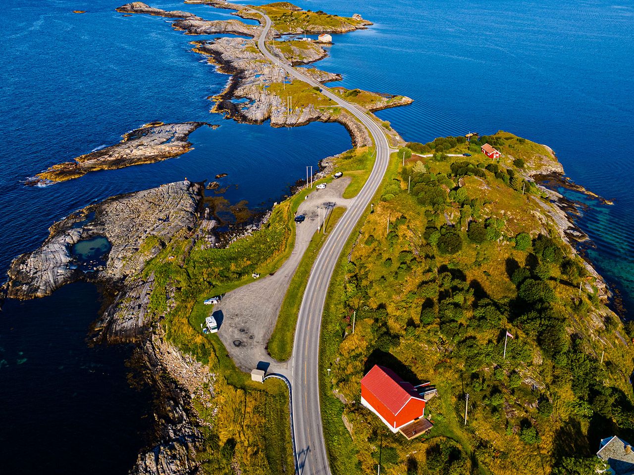 Luftaufnahme der Atlantikstraße in Norwegen