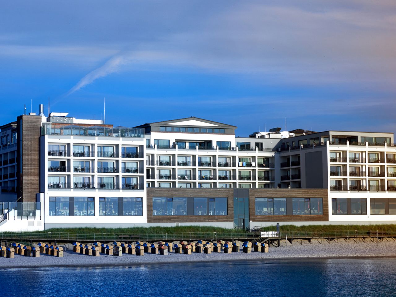 Außenansicht des „Bayside Hotel“ in Scharbeutz an der Lübecker Bucht