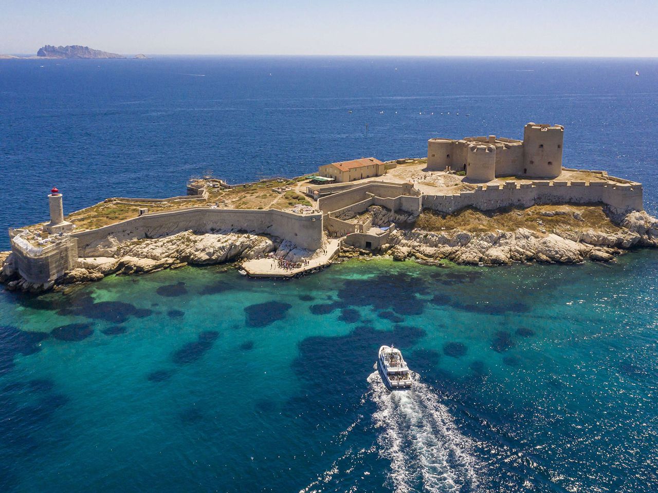 Blick aufs Château d’If vor der Küste von Marseille