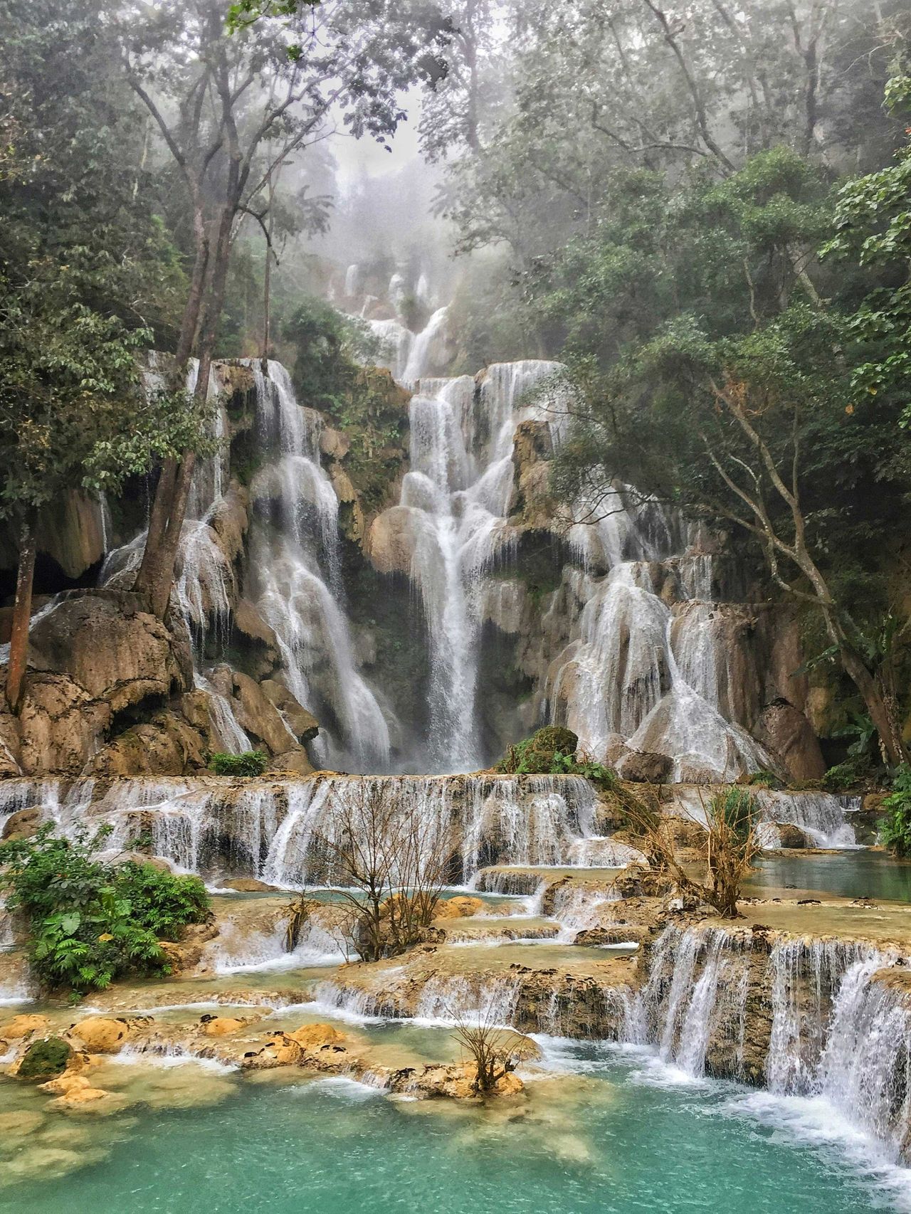 Kuang-Si-Wasserfall in Laos
