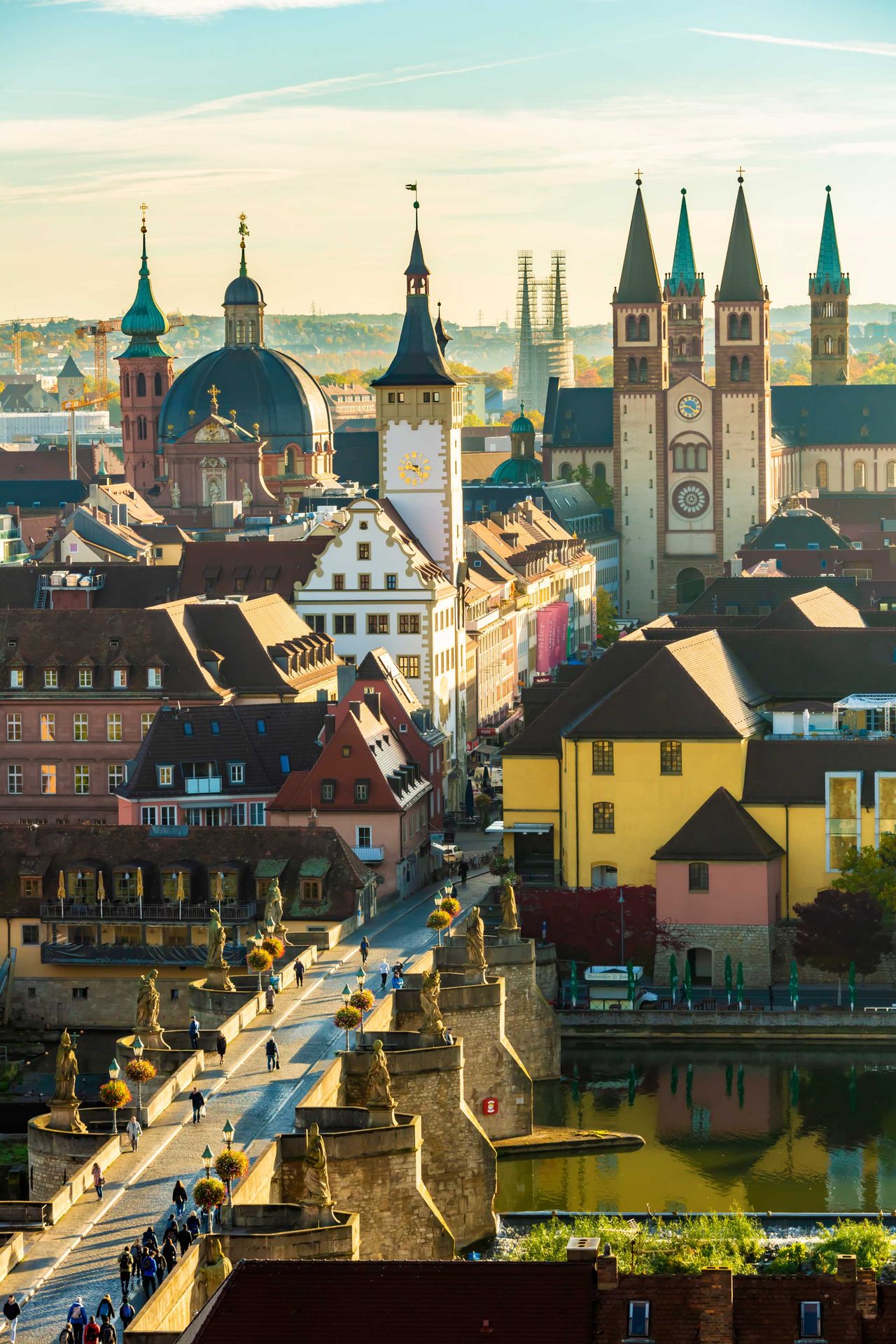 Alte Mainbr&uuml;cke in W&uuml;rzburg, Blick von oben