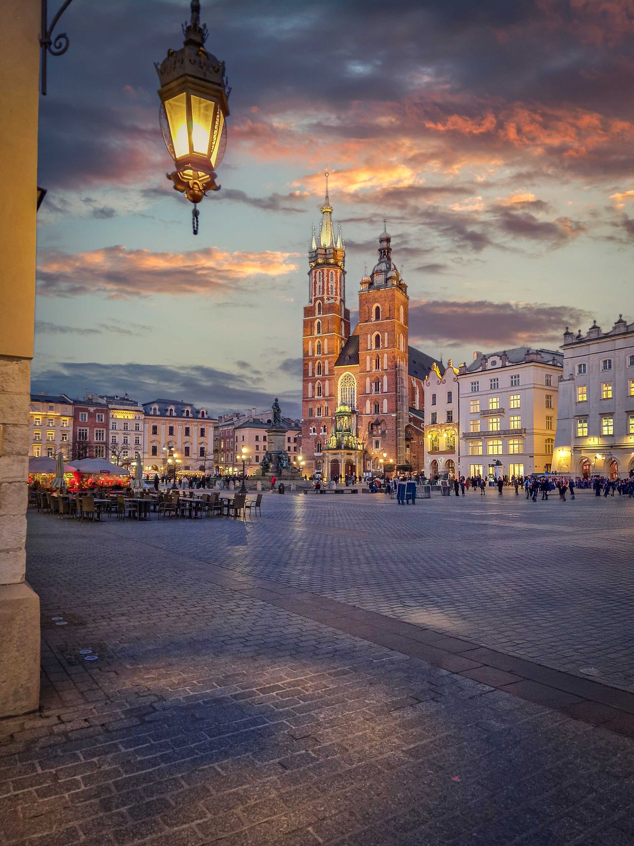 Marktplatz von Krakau am Abend