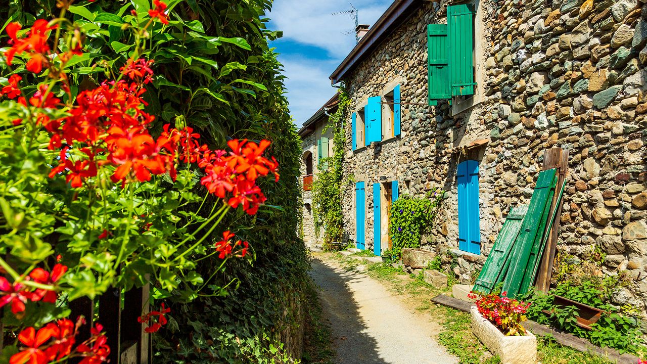 enge Gasse in Yvoire