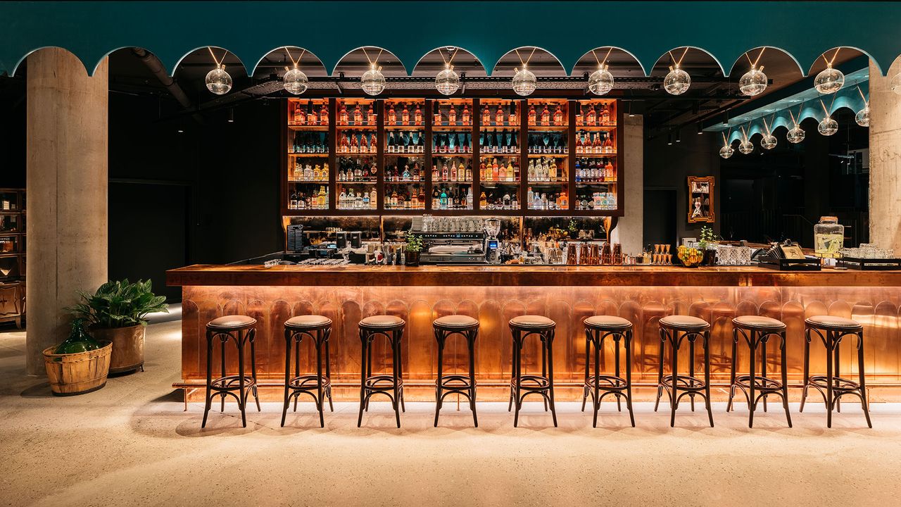 Bar im Hotel namens Ruby Hanna Hotel & Bar