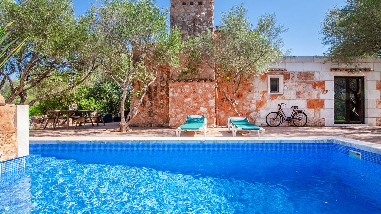 Finca auf Mallorca, Sa Barraqueta des Cazadors, Pool
