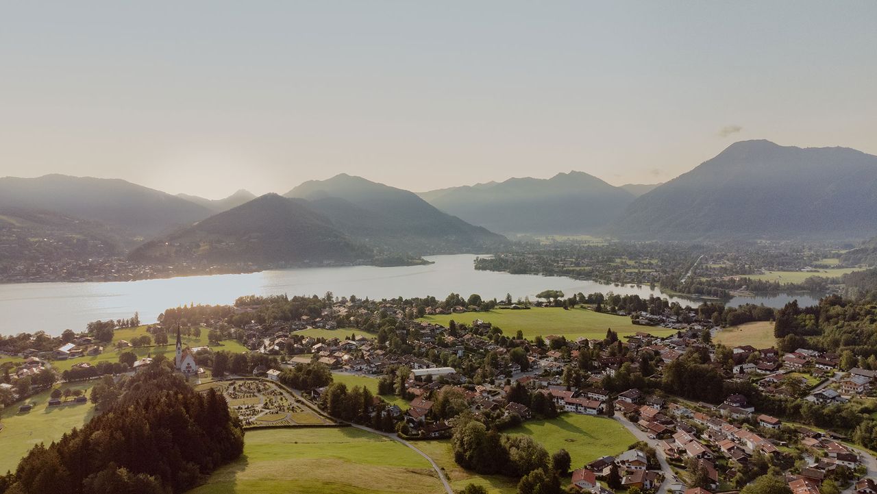 Blick auf den Tegernsee, Bayern