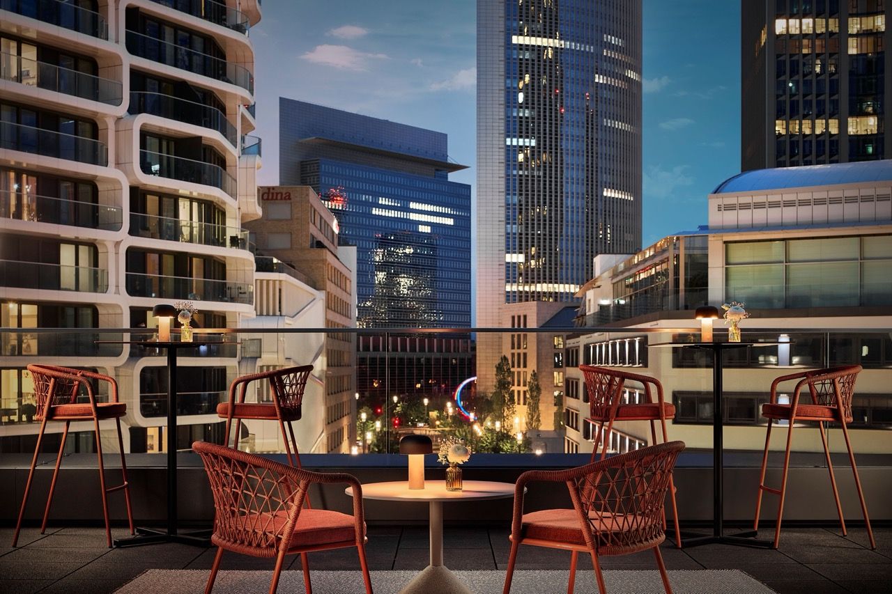 NH Collection Frankfurt Spin Tower_Bar &copy; Minor Hotels 