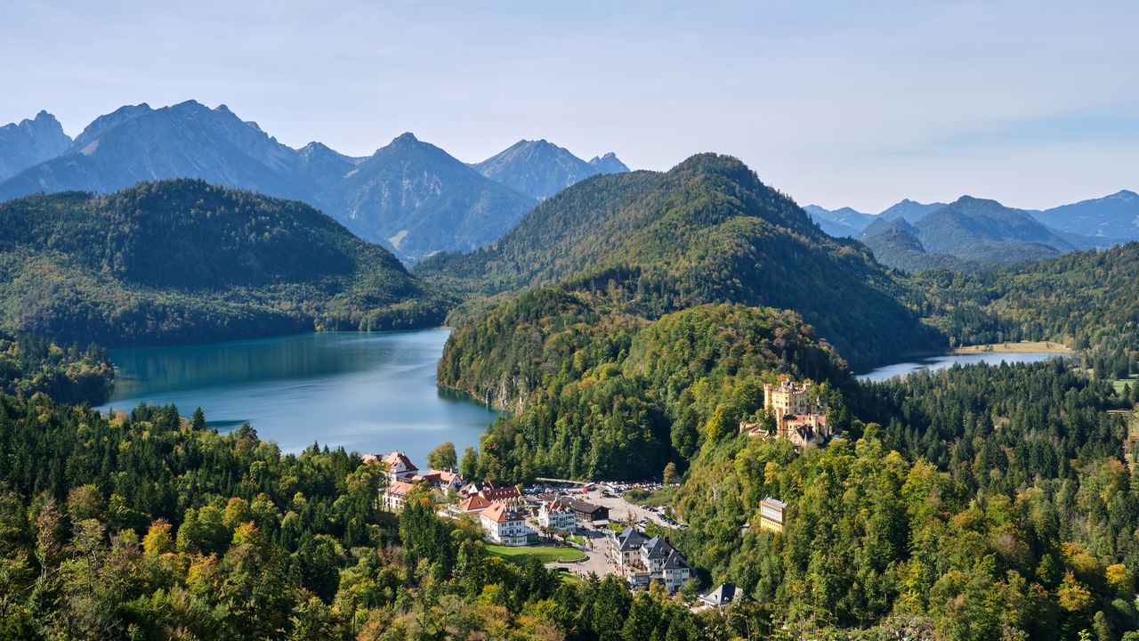 Blick von oben auf den Alpsee im Allgäu