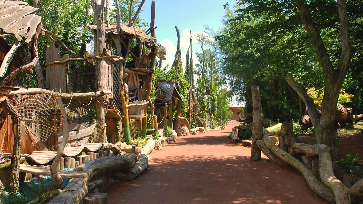 Insektenhotel, ArkaZien Erlebniswelt, Sachsen