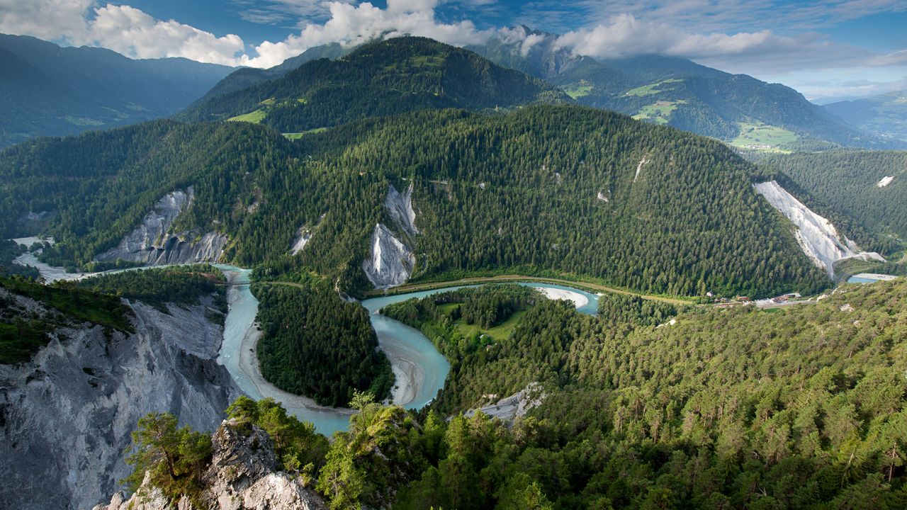 Rheinschlucht in Graubünden, Schweiz, von oben