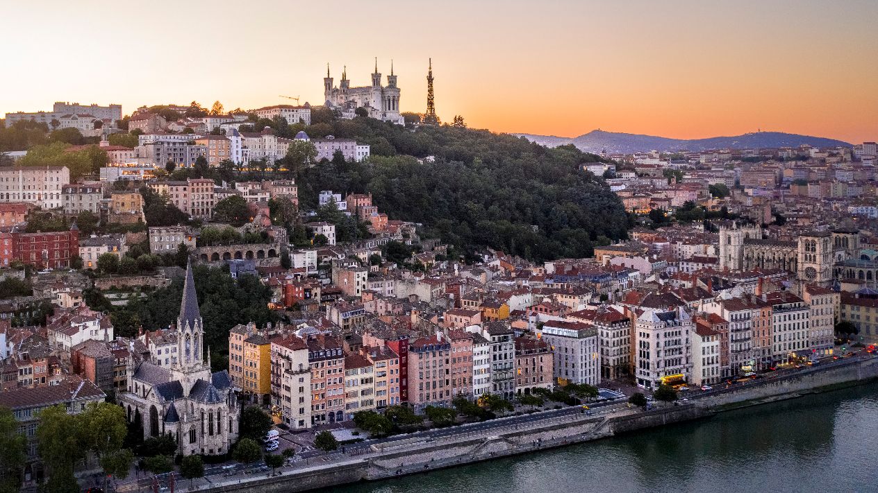 Blick auf die Silhoutte von Lyon, Frankreich