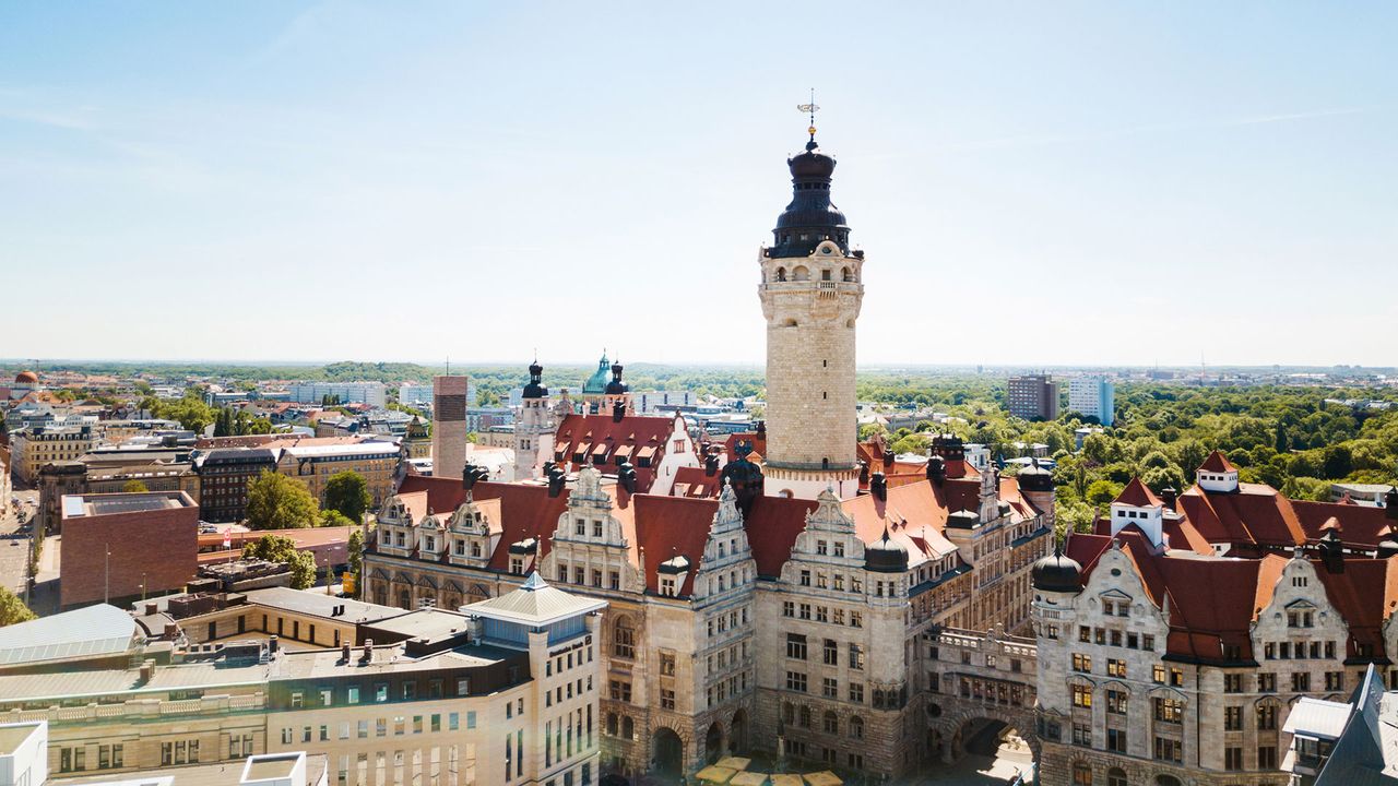 Blick aufs Neue Rathaus in Leipzig