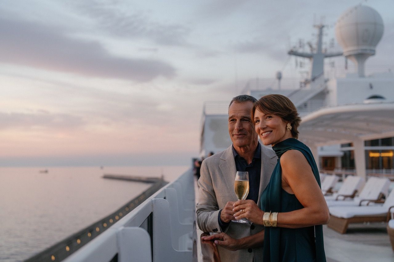 Regent Seven Seas Cruises 2024 Splendor Rebrand_RAILING-90 