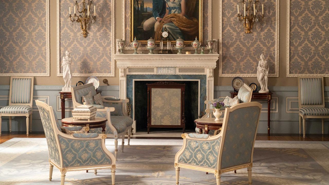 Salon der Bridgertons im Halton House Aylesbury