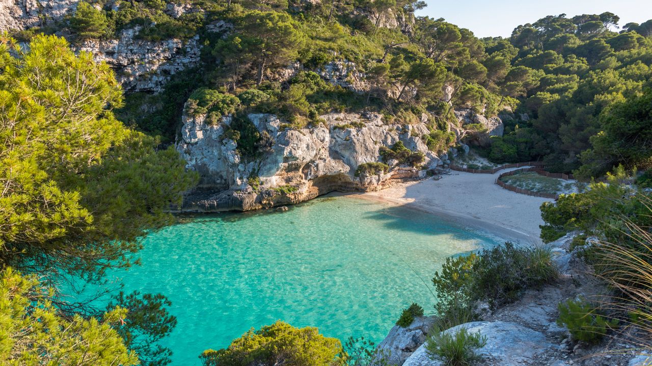 Cala Macarelleta auf Menorca