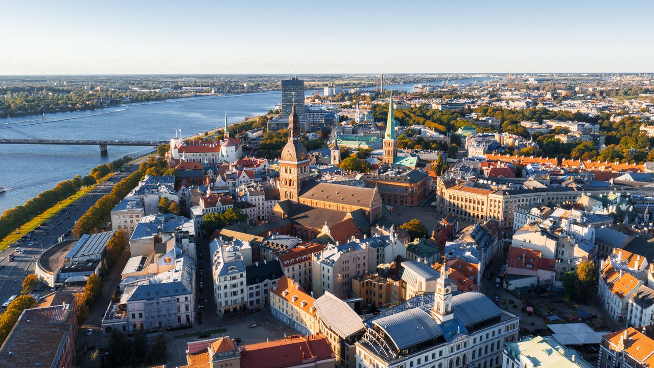 Blick auf das Stadtzentrum von Riga, Lettland