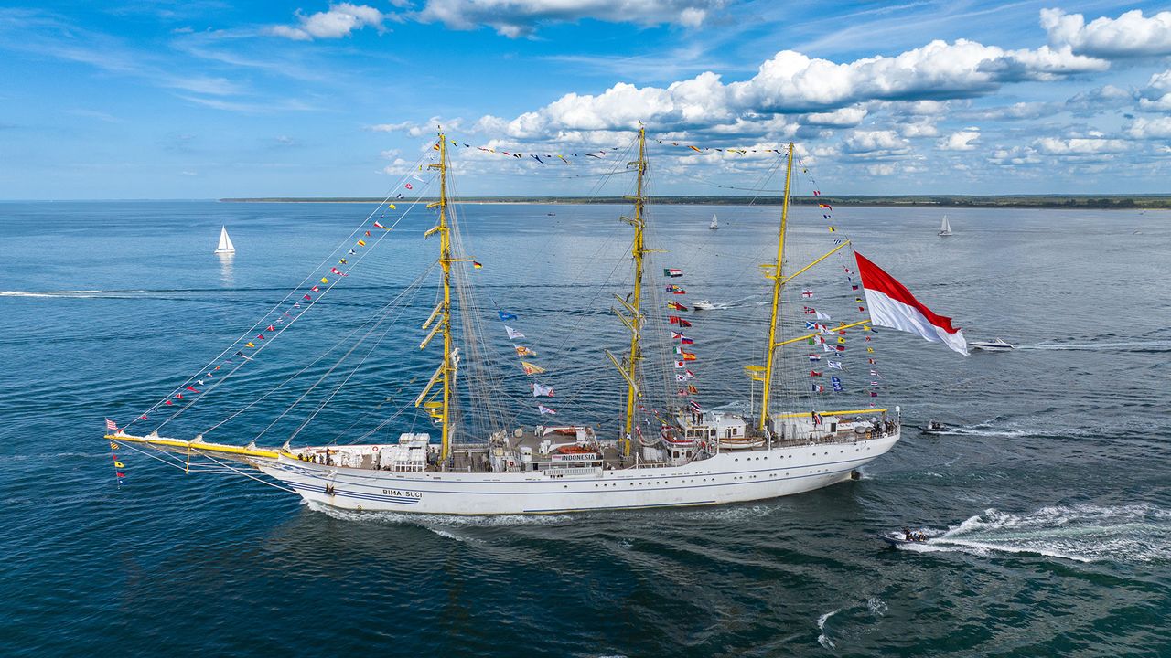 das Schiff Bima Suci bei der Hanse Sail Rostock