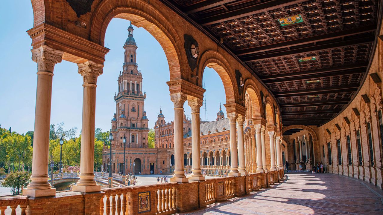 Blick auf die Plaza de España in Sevilla