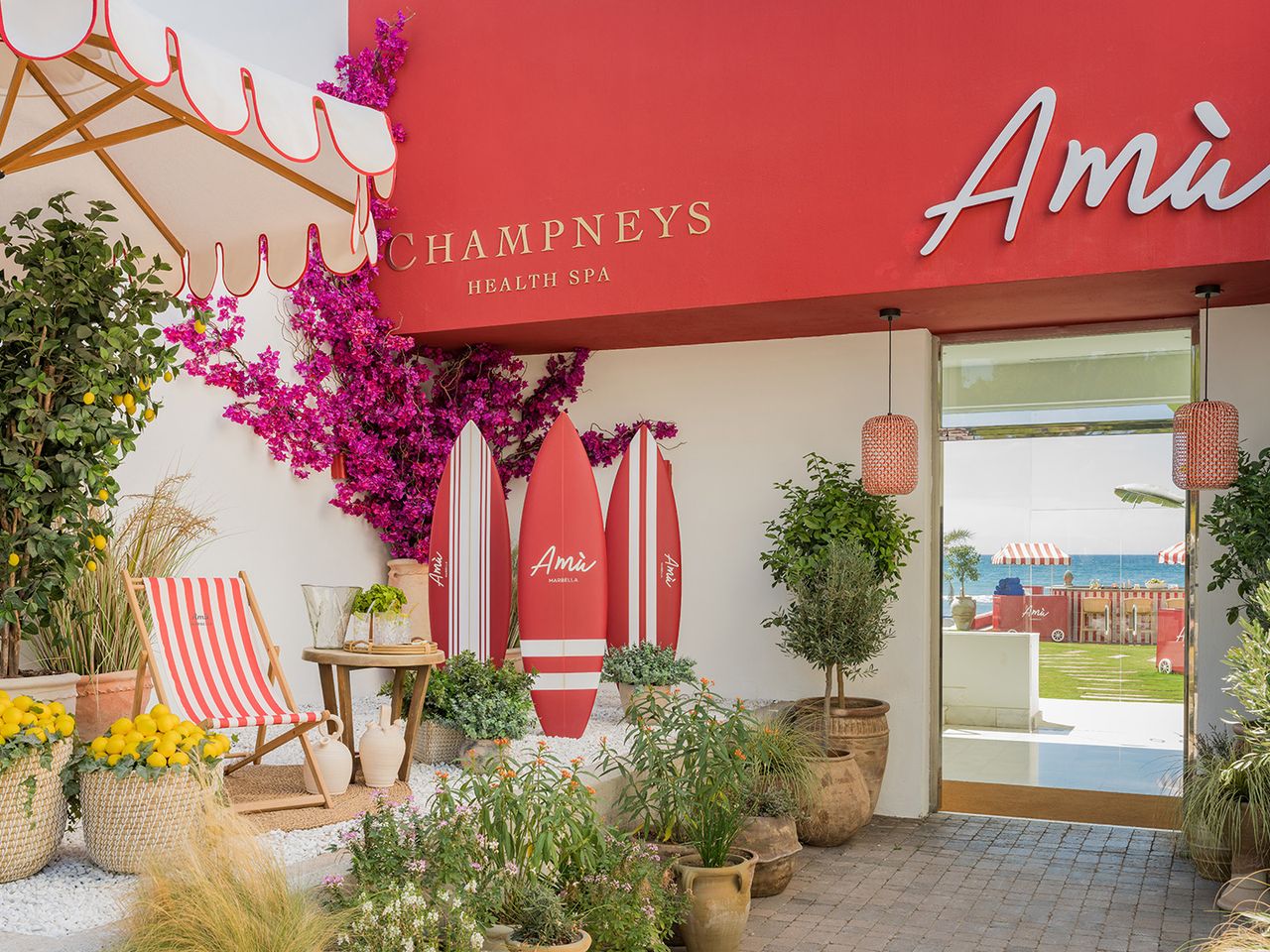Eingang Am&ugrave; Beach Club, Marbella