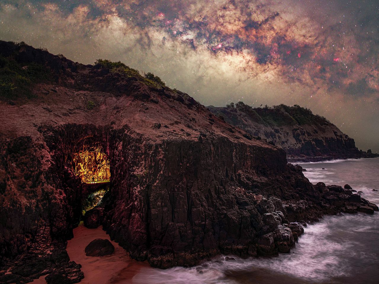 „Devghali Beach“ von Santanu Majumder