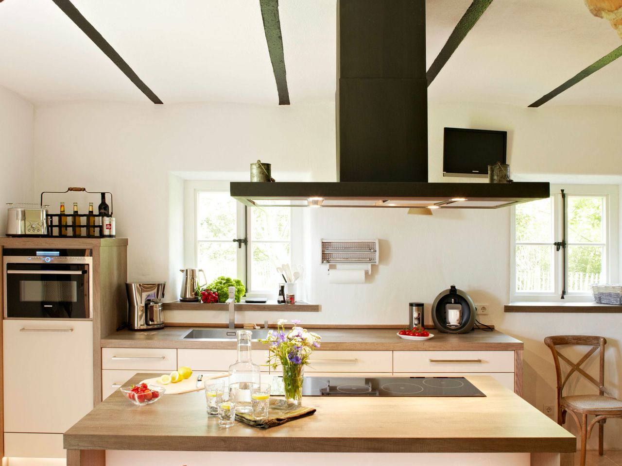 Blick in die Küche im Ferienhaus „Die alte Mühle"