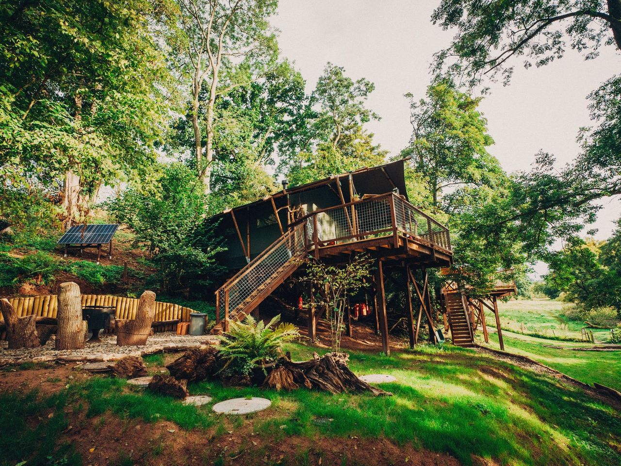 by-the-wye-glamping-hay-on-wye-offas-dyke-path