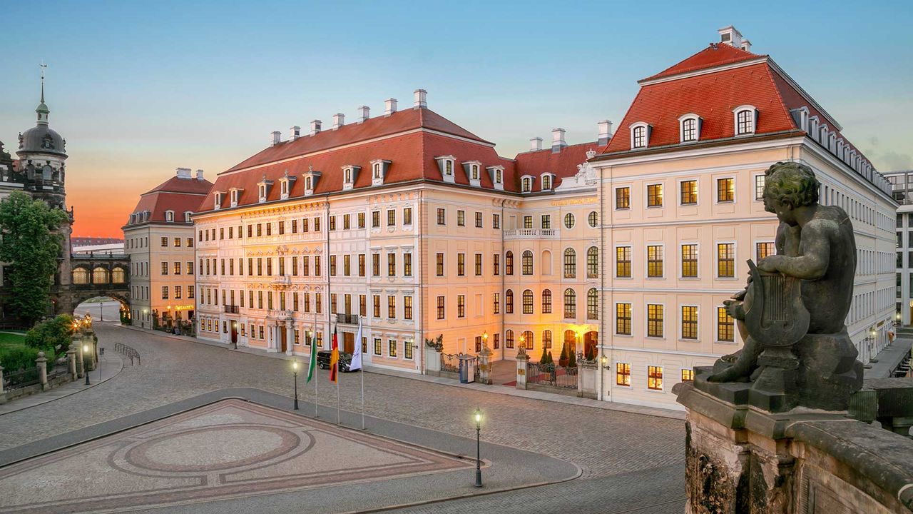 Taschenbergpalais Dresden, Außenansicht