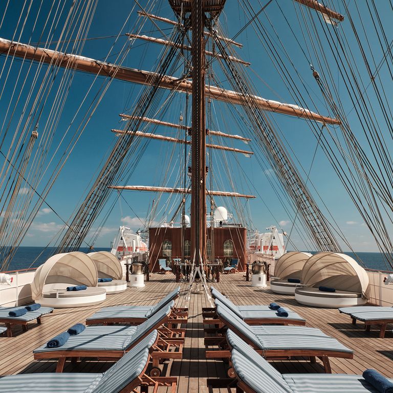 Sonnen unter Segeln: die Sea Cloud Spirit Sonnendeck auf der Sea Cloud Spirit