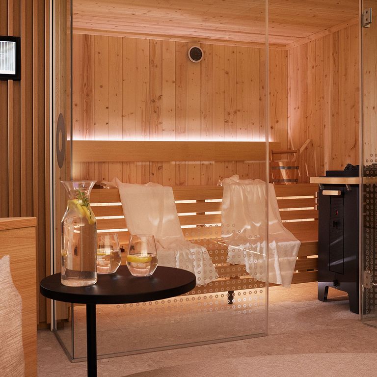Privater Spabereich mit Sauna und Ruhelounge