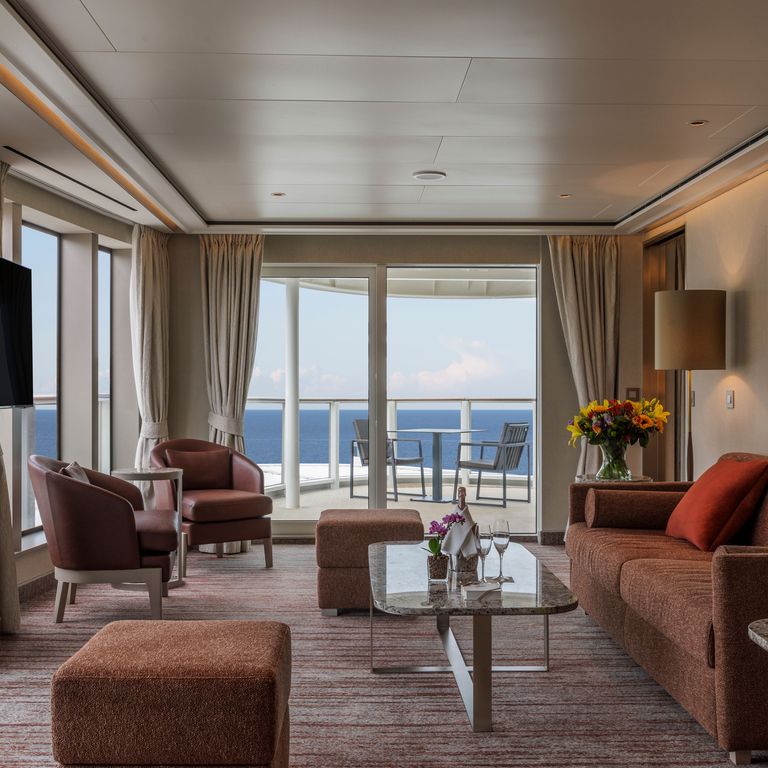 Groß, größer, Otium Suite: 123 Quadratmeter Wohnfläche bietet die größte Kabine der Silver Ray. Otium Suite auf der Silver Ray von Silversea Cruises